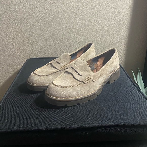 Born Loafers - Picture 2 of 7